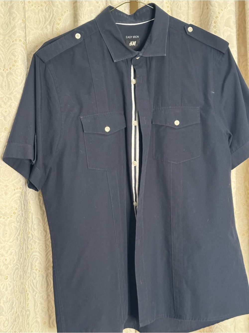 H&M Navy Short-Sleeve Button-Down Shirt with Contrast Placket